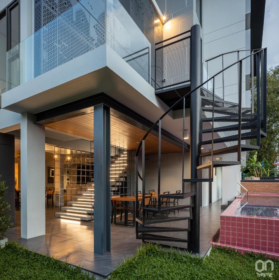 On Thapae Gate Chiangmai Hotel Chiang Mai Exterior photo